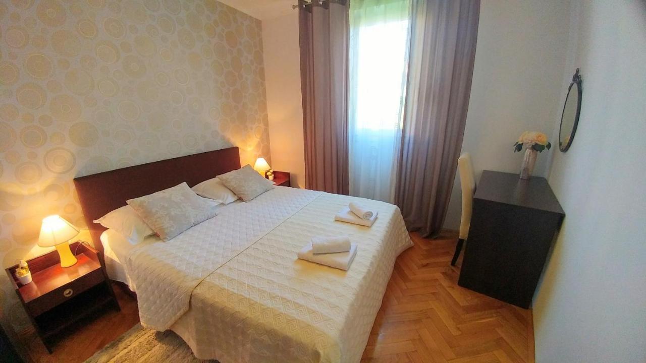 Apartment Deluxe Sea View Сплит Екстериор снимка