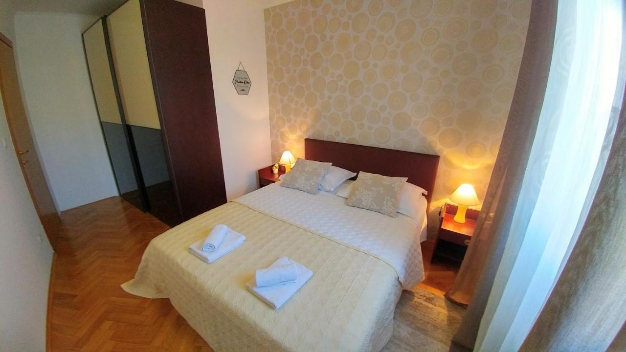 Apartment Deluxe Sea View Сплит Екстериор снимка