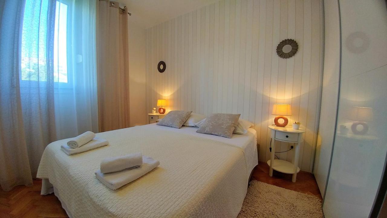 Apartment Deluxe Sea View Сплит Екстериор снимка