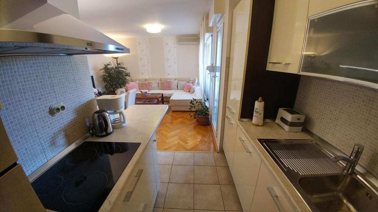 Apartment Deluxe Sea View Сплит Екстериор снимка