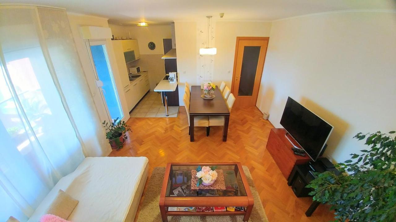 Apartment Deluxe Sea View Сплит Екстериор снимка
